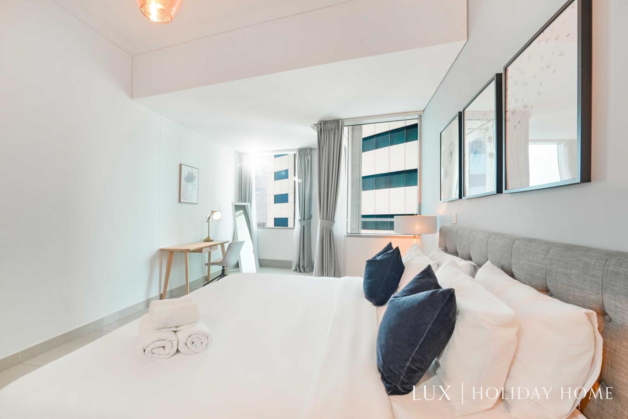 Lux The Marina Ocean View Suite 1 Дубай Экстерьер фото
