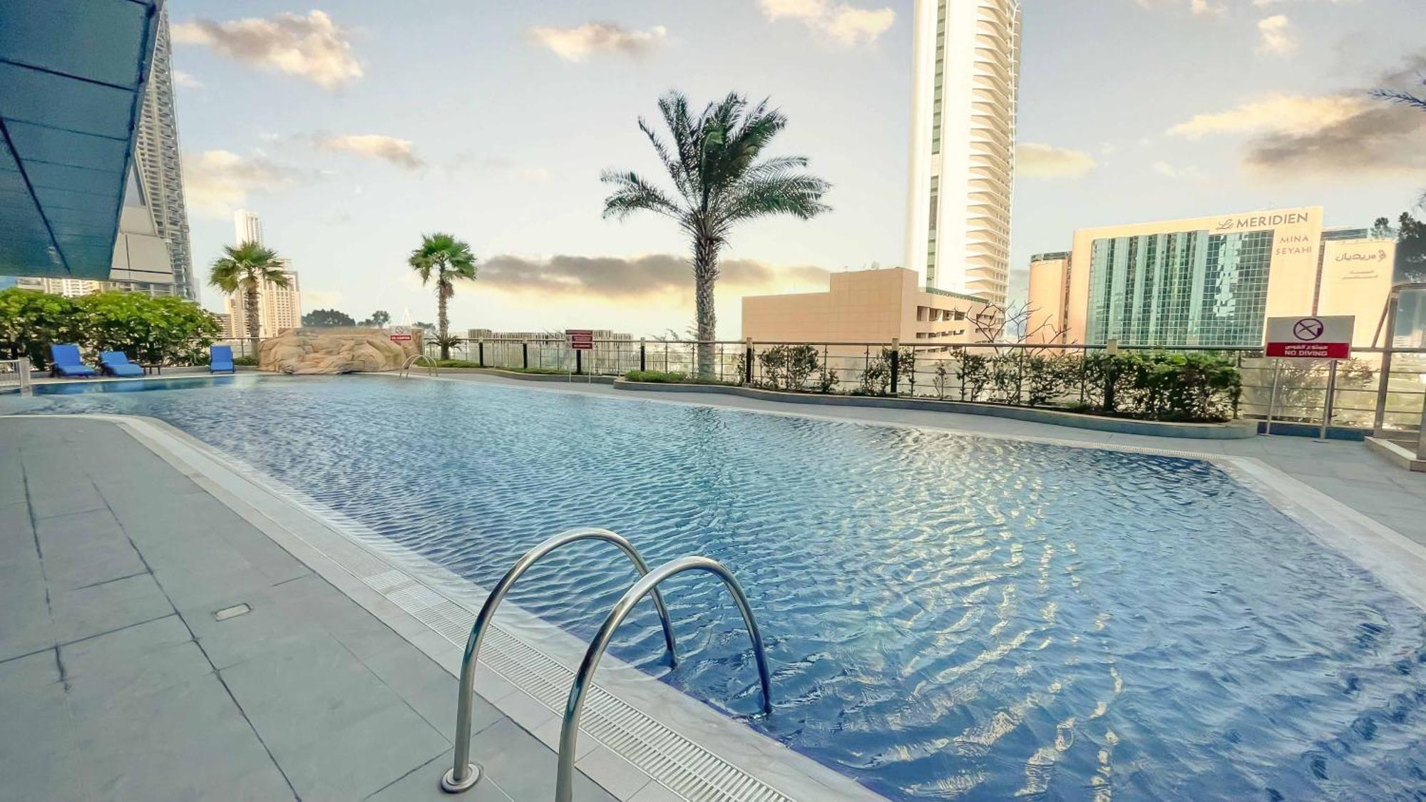 Lux The Marina Ocean View Suite 1 Дубай Экстерьер фото